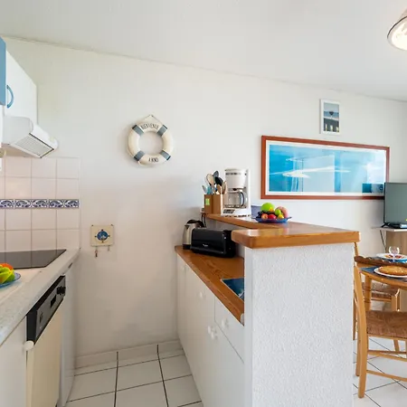 Les Hauts De La Corniche By Interhome