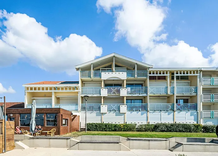 Les Hauts De La Corniche By Interhome